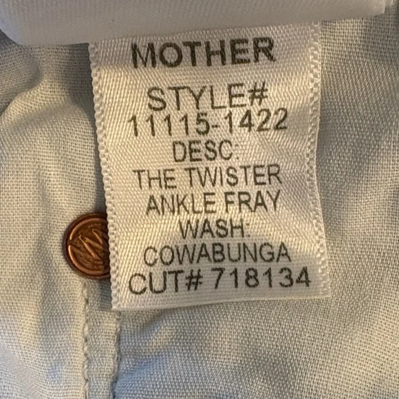 MOTHER The Cowabunga High-Rise Flare JeansLight WashSize 27